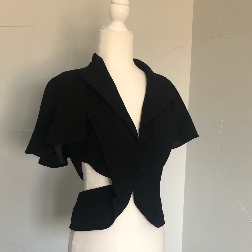 Cameo Jacket/Cape/Vest